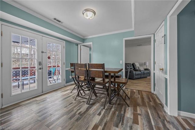 6021 Stone Bluff Drive, Clemmons, NC 27012