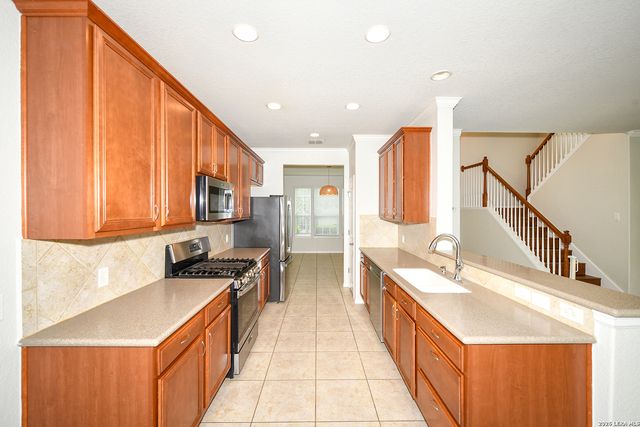 11823 Elijah Stapp, San Antonio, TX 78253