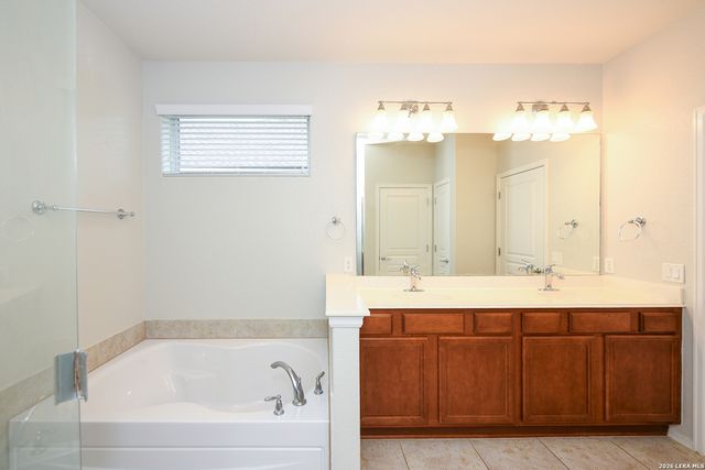 11823 Elijah Stapp, San Antonio, TX 78253