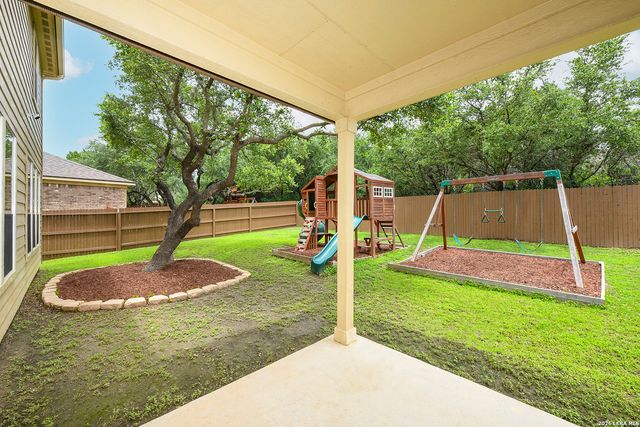 11823 Elijah Stapp, San Antonio, TX 78253
