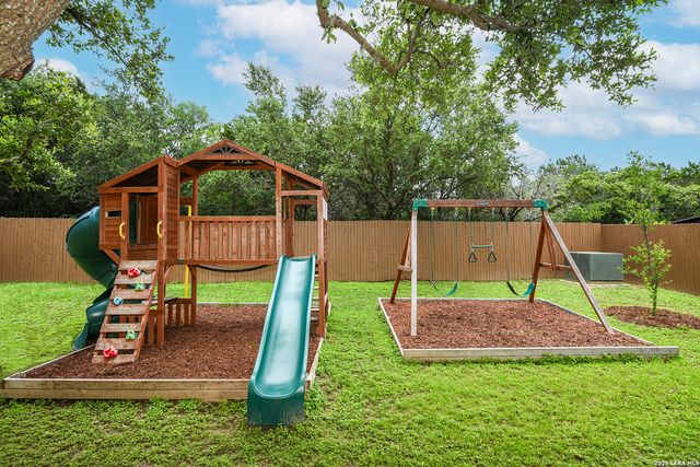 11823 Elijah Stapp, San Antonio, TX 78253
