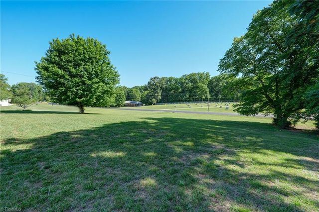 1580 Ashley Loop, Reidsville, NC 27320