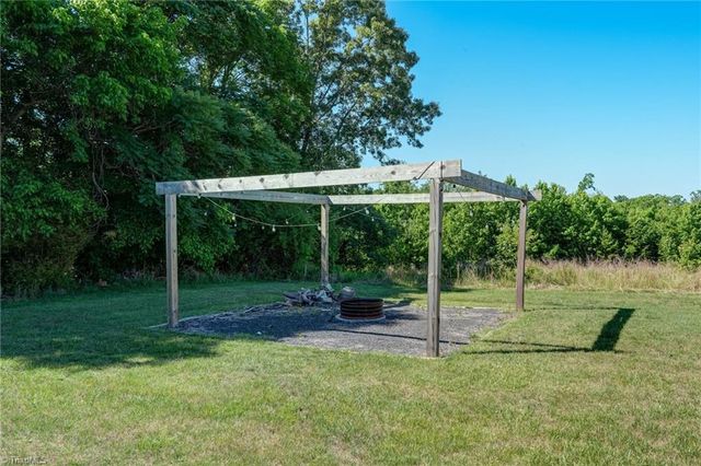 1580 Ashley Loop, Reidsville, NC 27320