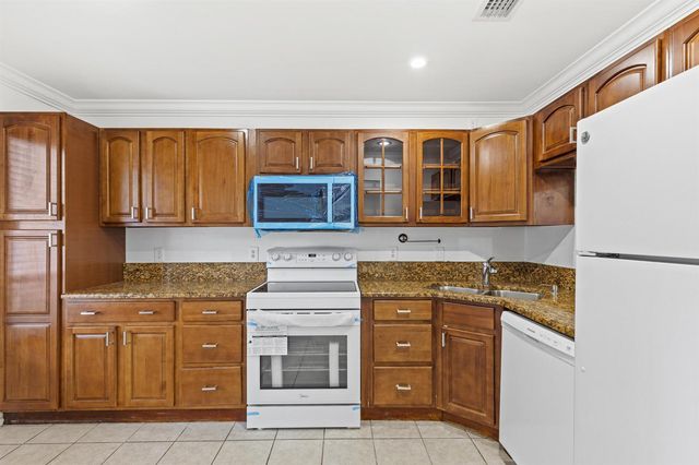814 Hill Drive C, West Palm Beach, FL 33415