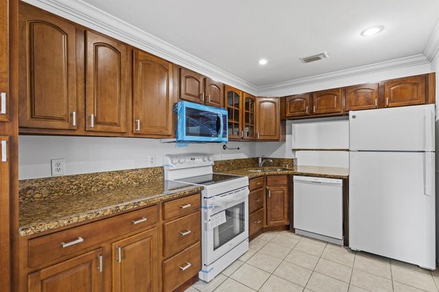 814 Hill Drive C, West Palm Beach, FL 33415