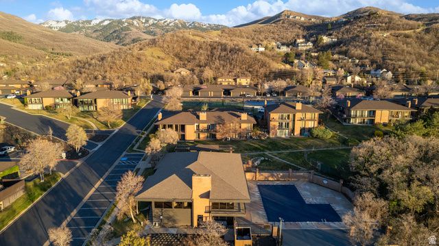 2115 S RIDGEWOOD WAY, Bountiful, UT 84010