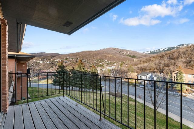 2115 S RIDGEWOOD WAY, Bountiful, UT 84010