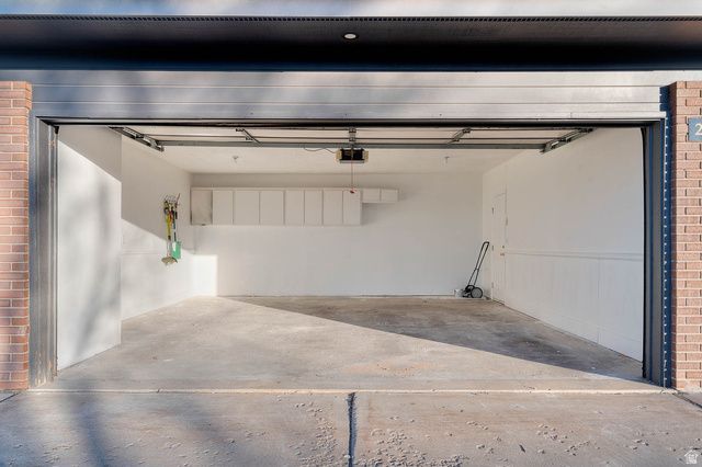 2115 S RIDGEWOOD WAY, Bountiful, UT 84010