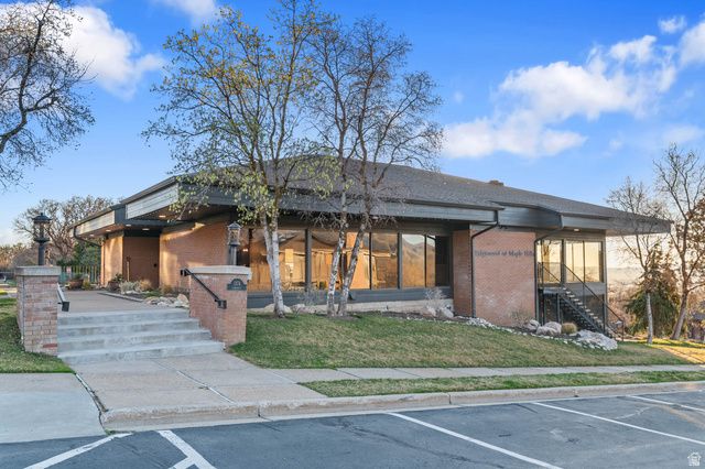 2115 S RIDGEWOOD WAY, Bountiful, UT 84010