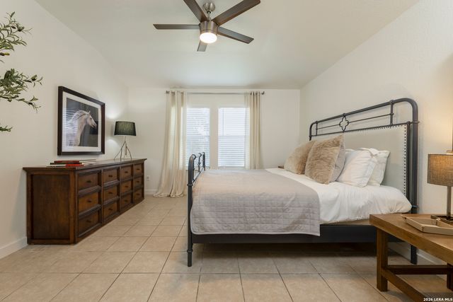 5555 Southern Oaks, San Antonio, TX 78261