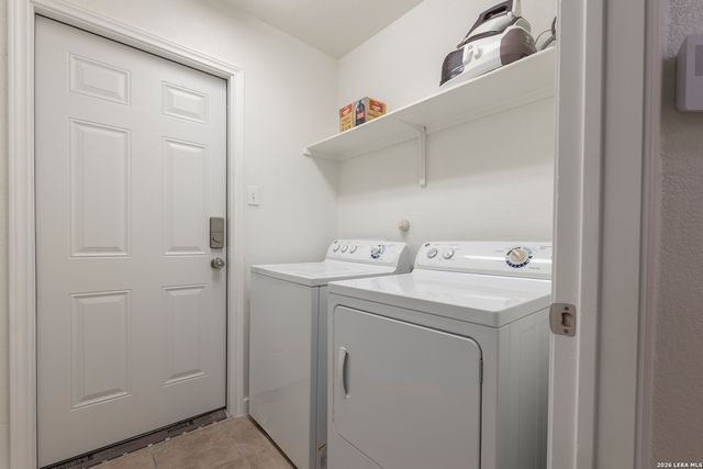 5555 Southern Oaks, San Antonio, TX 78261