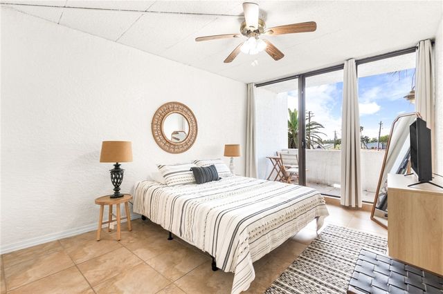 14401 Commodores Dr 104, Corpus Christi, TX 78418