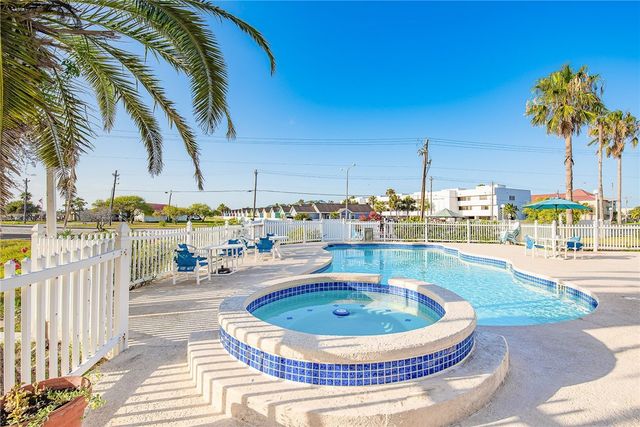 14401 Commodores Dr 104, Corpus Christi, TX 78418