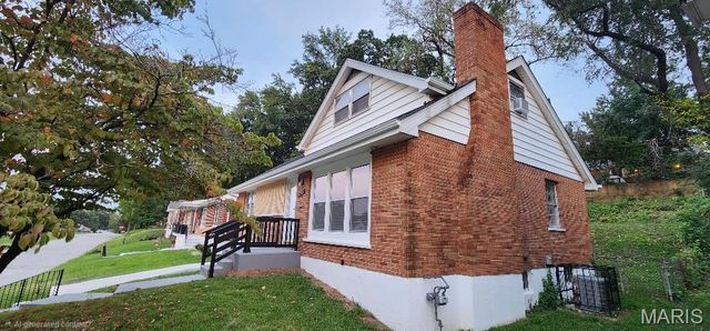 7114 Groveland Drive, St Louis, MO 63121