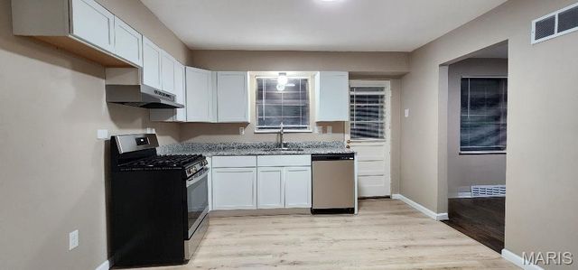 7114 Groveland Drive, St Louis, MO 63121