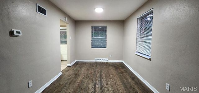 7114 Groveland Drive, St Louis, MO 63121