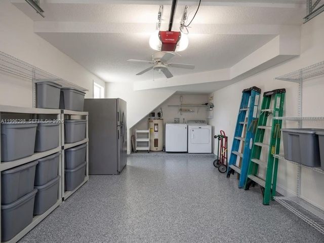 1016 Via Jardin 1016, Riviera Beach, FL 33418