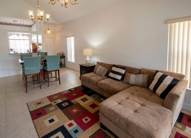 1016 Via Jardin 1016, Riviera Beach, FL 33418