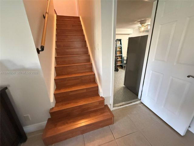 1016 Via Jardin 1016, Riviera Beach, FL 33418