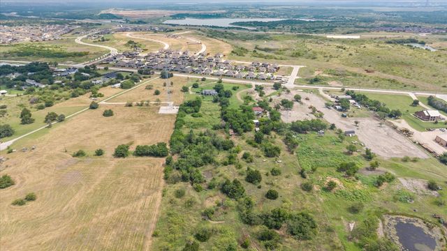 3704 Old Fort Worth Road, Midlothian, TX 76065