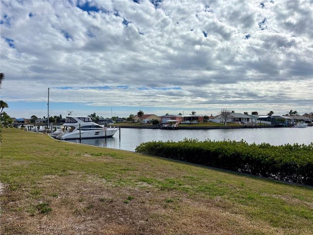 1028 APOLLO BEACH BOULEVARD 11, Apollo Beach, FL 33572