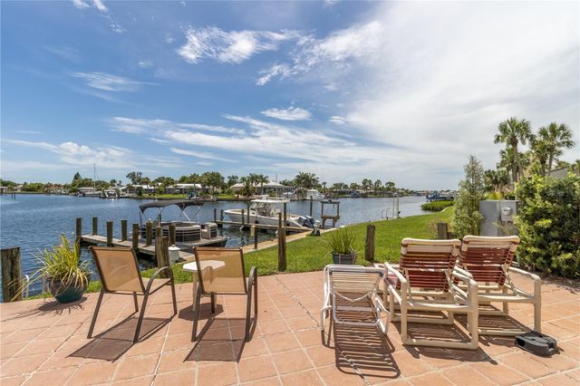 1028 APOLLO BEACH BOULEVARD 11, Apollo Beach, FL 33572