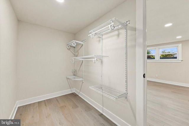 8 GREAT OAK RD, Voorhees, NJ 08043