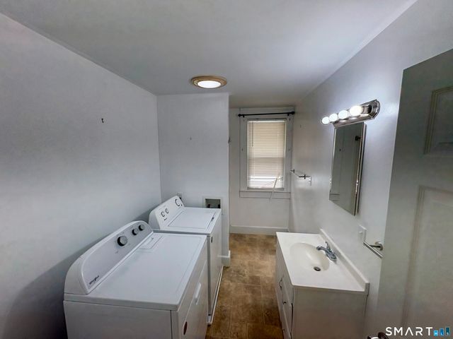 565 Sylvan Avenue, Waterbury, CT 06706