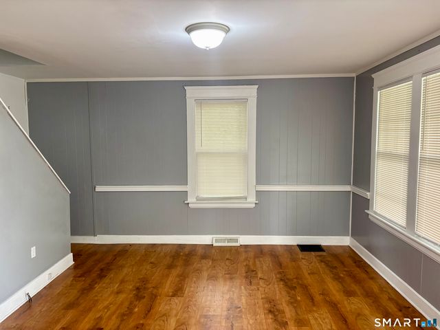 565 Sylvan Avenue, Waterbury, CT 06706