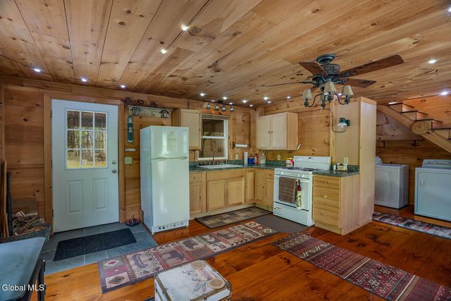 56 Koster Way, Hebron, NY 12865