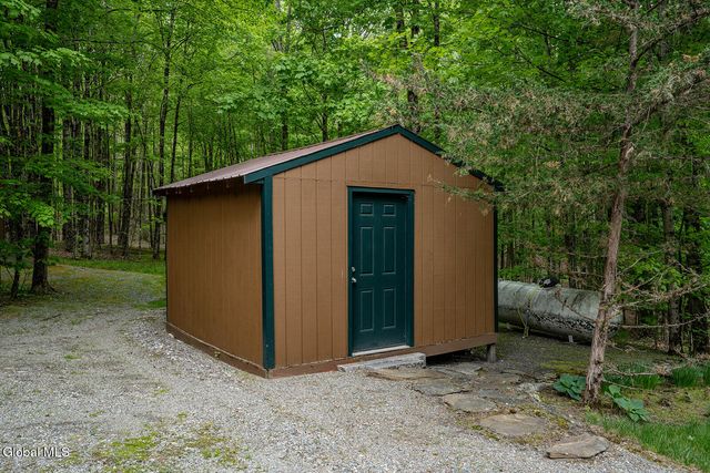 56 Koster Way, Hebron, NY 12865