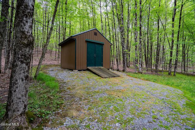 56 Koster Way, Hebron, NY 12865