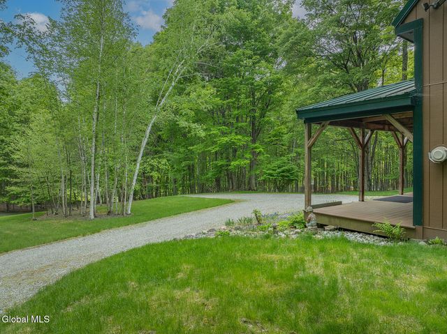 56 Koster Way, Hebron, NY 12865
