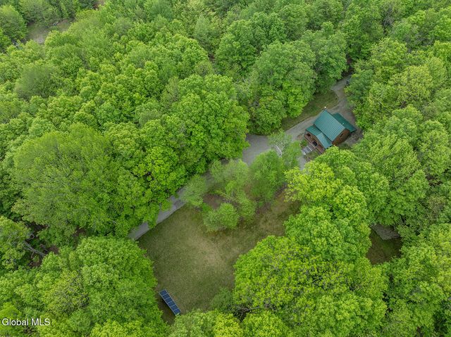 56 Koster Way, Hebron, NY 12865
