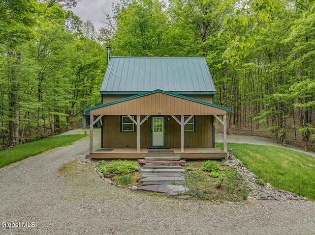 56 Koster Way, Hebron, NY 12865
