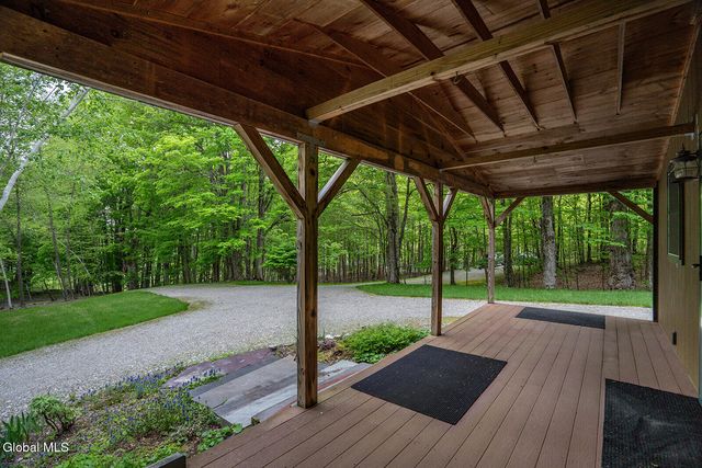 56 Koster Way, Hebron, NY 12865