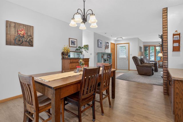 1809 250th, Denver, IA 50622