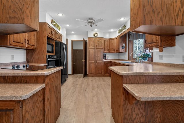 1809 250th, Denver, IA 50622