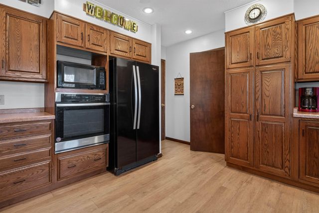 1809 250th, Denver, IA 50622