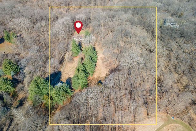 1809 250th, Denver, IA 50622