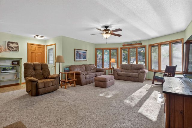 1809 250th, Denver, IA 50622