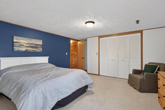 1809 250th, Denver, IA 50622