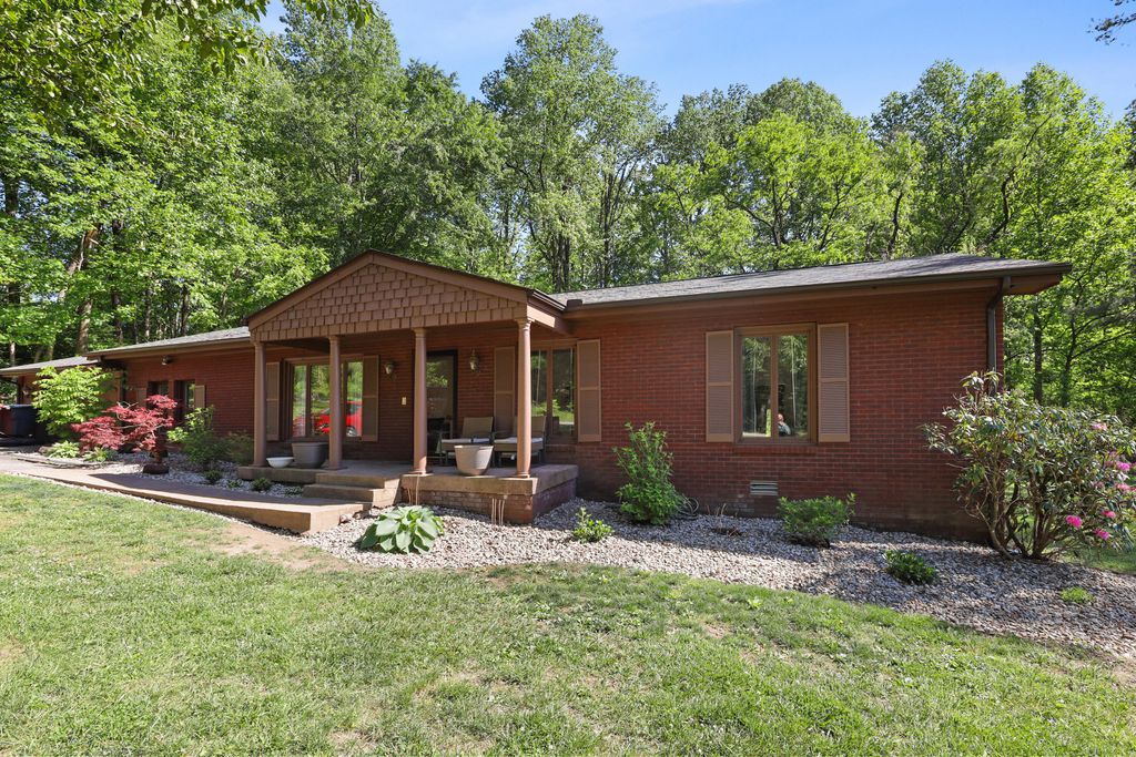 391 N Hills Road, Corbin, KY 40701