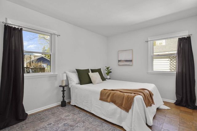 2002 Jenifer Street, Madison, WI 53704