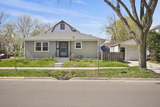 2002 Jenifer Street, Madison, WI 53704