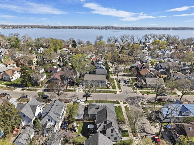 2002 Jenifer Street, Madison, WI 53704