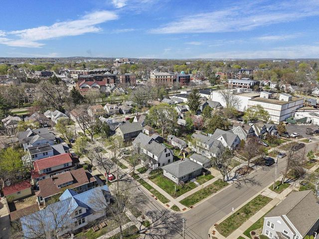 2002 Jenifer Street, Madison, WI 53704