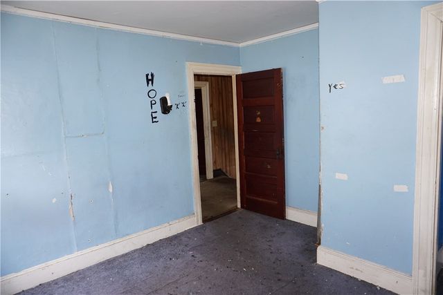 208 CALIFORNIA Avenue, Providence, RI 02905