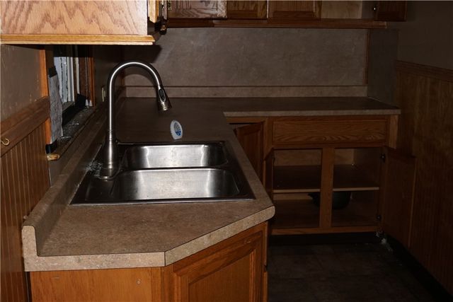 208 CALIFORNIA Avenue, Providence, RI 02905