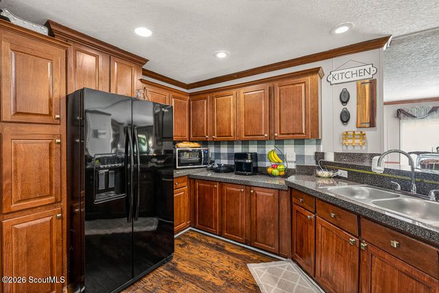 1401 Laura Way, Darien, GA 31305